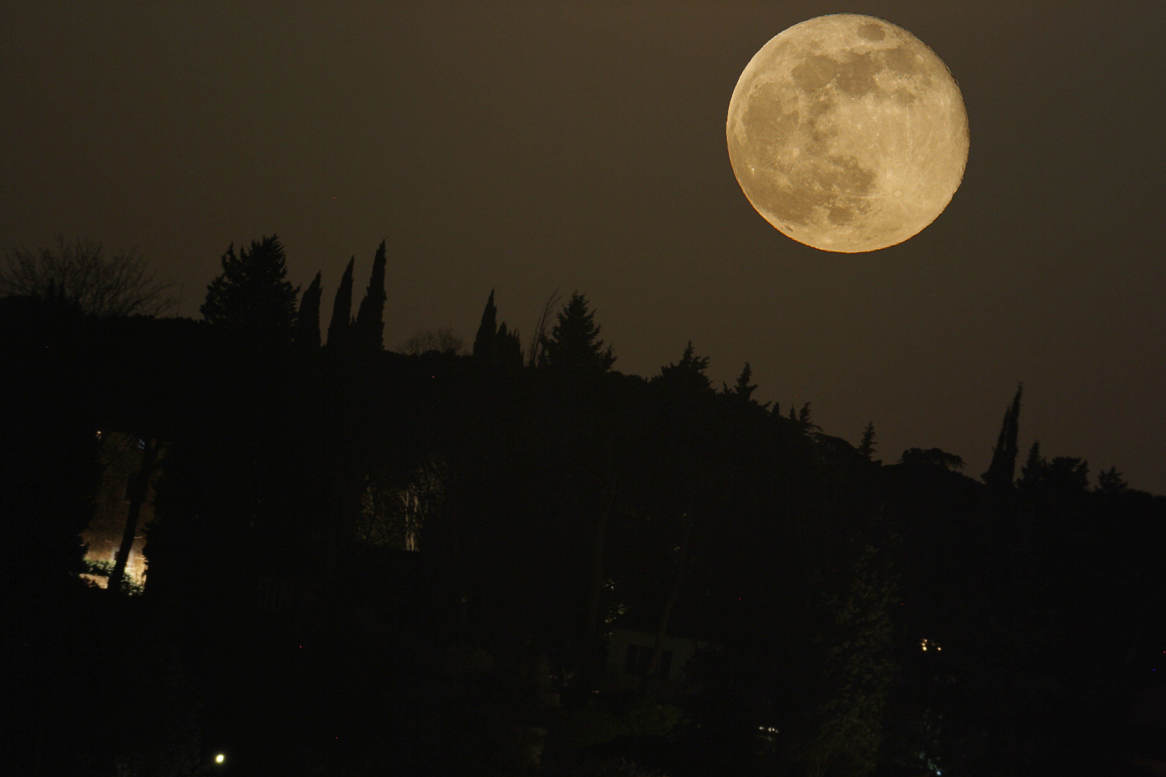 foto Luna dal balcone